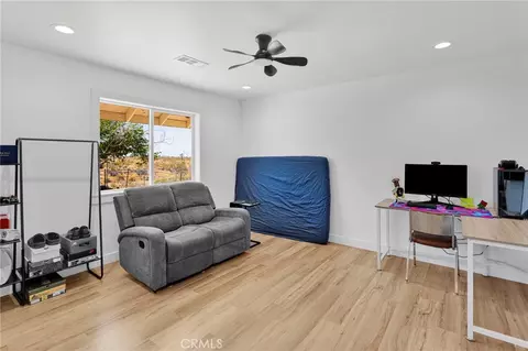Bedroom - 8038 Begonia Rd, Phelan, CA 92371 photo 1 of 3