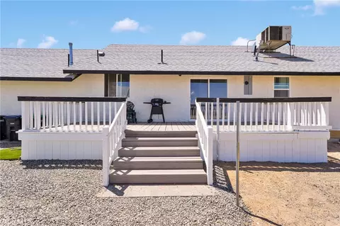 Exterior - 8038 Begonia Rd, Phelan, CA 92371 photo 9 of 10