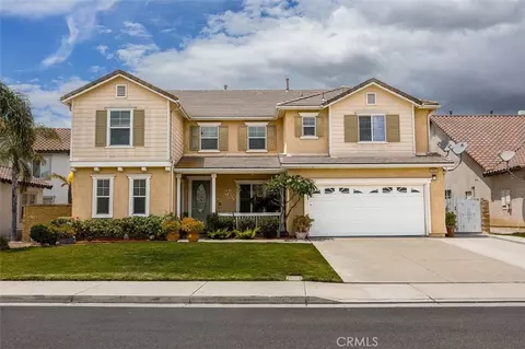 7905 Saddletree Ct, Eastvale, CA 92880