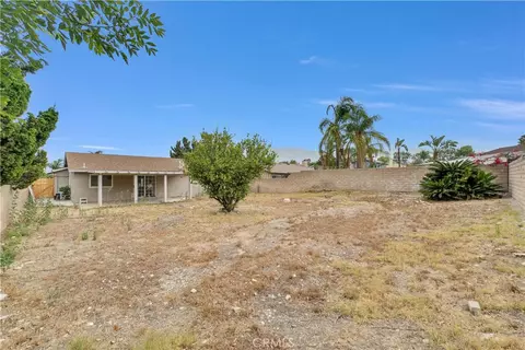 Exterior - 7543 Marconia Ct, Fontana, CA 92336 photo 6 of 7