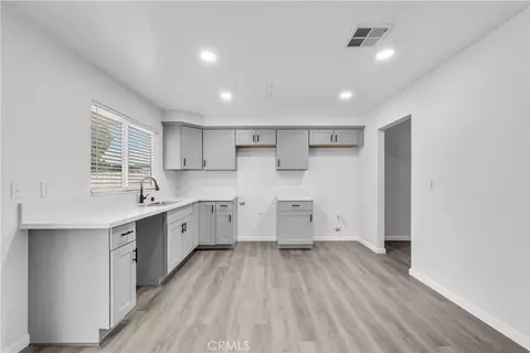 Entry Way - 7543 Marconia Ct, Fontana, CA 92336 photo 2 of 3