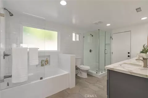 Bath - 5544 Greenleaf, Whittier, CA 90601 photo 3 of 4