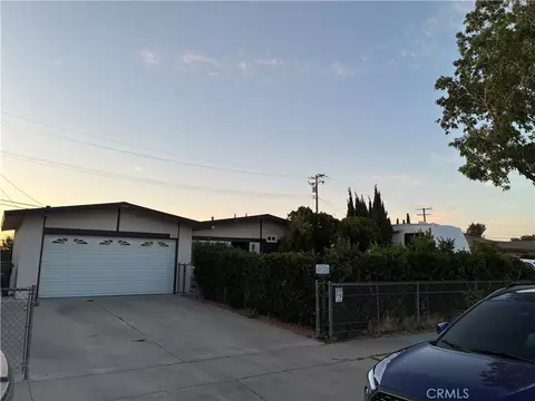 38983 Deer Run Rd, Palmdale, CA 93551