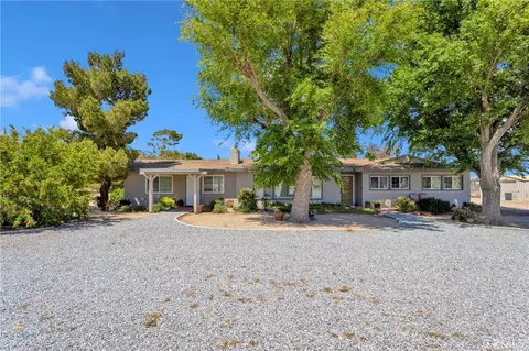 Exterior - 15884 El Centro St, Hesperia, CA 92345 photo 2 of 15