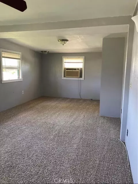 581 E Menlo, Hemet, CA 92543 photo 4