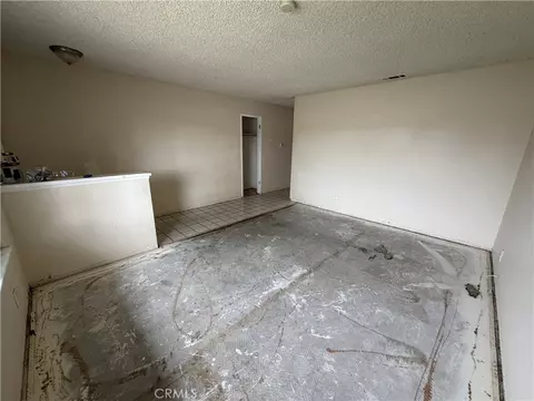 Living - 3640 Schooner Walk, Oxnard, CA 93035 photo 3 of 12