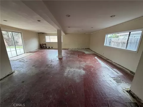 Living - 3640 Schooner Walk, Oxnard, CA 93035 photo 8 of 12