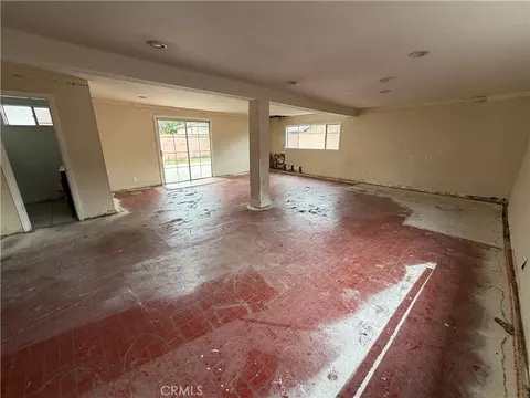 Living - 3640 Schooner Walk, Oxnard, CA 93035 photo 9 of 12