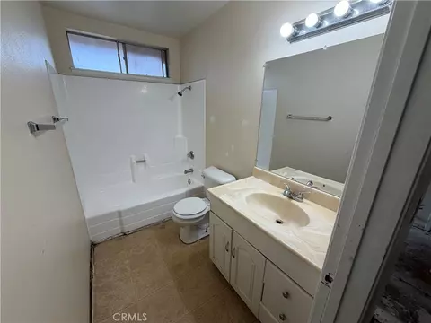 Bath - 3640 Schooner Walk, Oxnard, CA 93035 photo 7 of 8