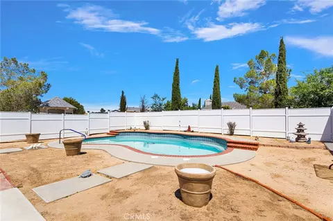 Exterior - 13863 Coachella Rd, Apple Valley, CA 92307 photo 6 of 16
