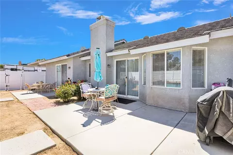 Exterior - 13863 Coachella Rd, Apple Valley, CA 92307 photo 7 of 16