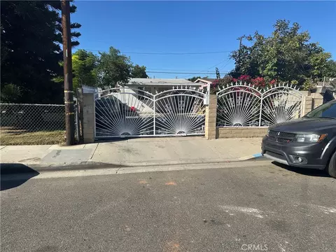 11907 168th St, Artesia, CA 90701
