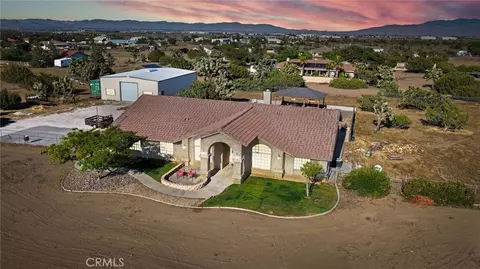 8755 Kittering Rd, Oak Hills, CA 92344