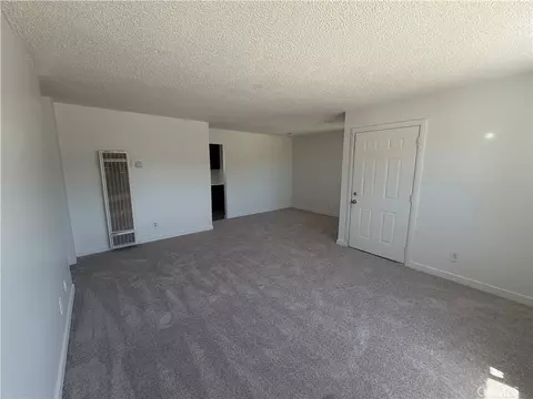 Living - 14538 Springvale St, Poway, CA 92064 photo 2 of 7