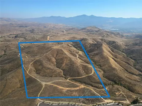 15775 Laurel Br, Riverside, CA 92503 photo 2