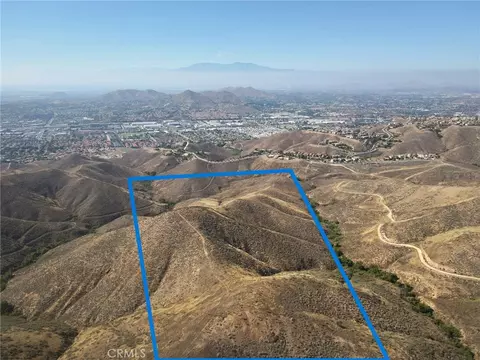 15775 Laurel Br, Riverside, CA 92503 photo 9