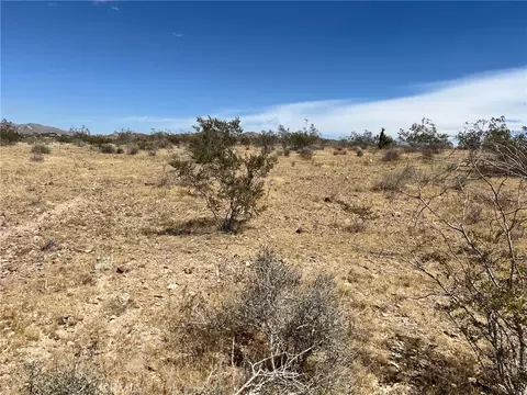 0 Leaping Lizard Ln, Apple Valley, CA 92307 photo 4