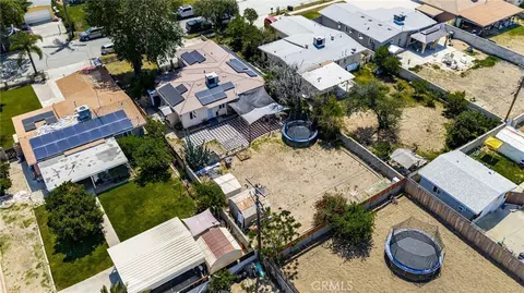 View/Area - 114 S Tamarisk, Rialto, CA 92376 photo 4 of 4