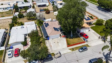 View/Area - 114 S Tamarisk, Rialto, CA 92376 photo 2 of 4
