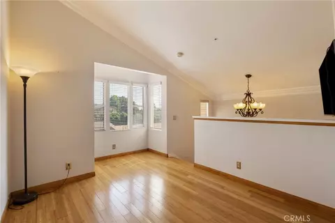 Living - 427 Fig Ln, Monrovia, CA 91016 photo 7 of 8