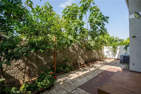 Exterior - 427 Fig Ln, Monrovia, CA 91016 photo 3 of 7