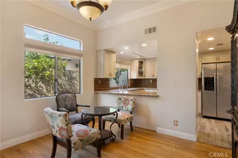 Dining - 427 Fig Ln, Monrovia, CA 91016 photo 3 of 3