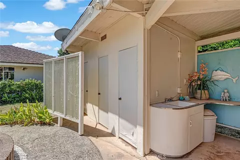 Exterior - 205 W Longden, Arcadia, CA 91007 photo 11 of 17