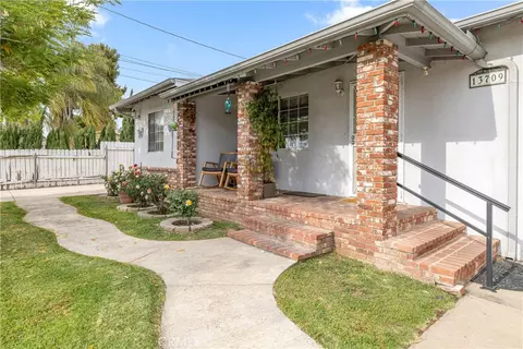 13709 4th St, Yucaipa, CA 92399 photo 6