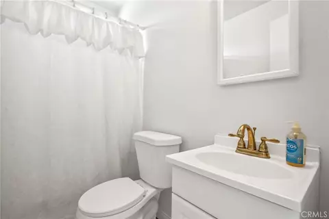 Bath - 4686 Evart St, Montclair, CA 91763 photo 1 of 2