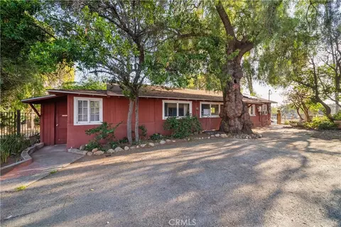 Exterior - 1449 E Bennett Ave, Glendora, CA 91741 photo 14 of 29