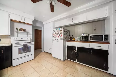 Kitchen - 1449 E Bennett Ave, Glendora, CA 91741 photo 2 of 2
