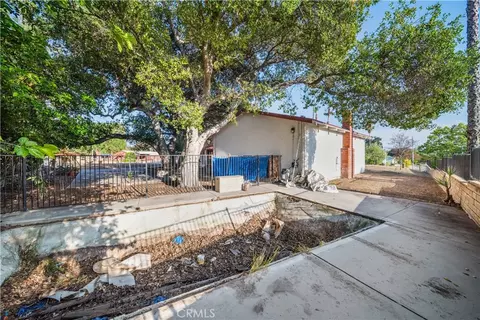 Exterior - 1449 E Bennett Ave, Glendora, CA 91741 photo 6 of 29