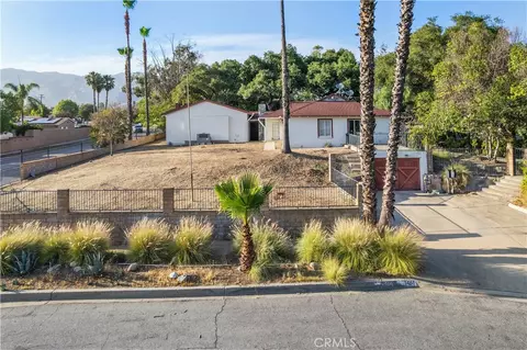Exterior - 1449 E Bennett Ave, Glendora, CA 91741 photo 19 of 29