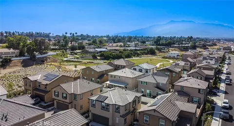 View/Area - 2448 Powell, Rialto, CA 92377 photo 1 of 2