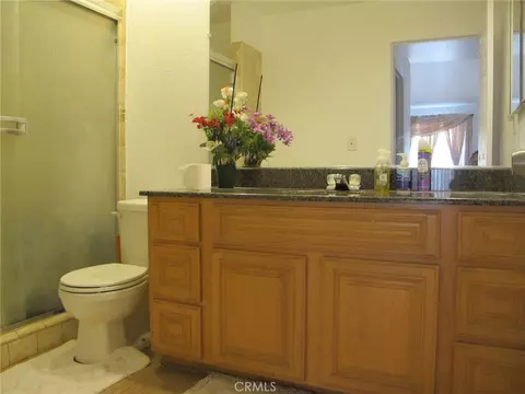 Bath - 668 N Quince, Rialto, CA 92376 photo 1 of 2