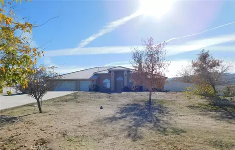 1861 Calaveras, Pinon Hills, CA 92372
