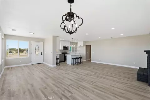 Living - 25735 Santa Rosa Rd, Apple Valley, CA 92308 photo 2 of 6