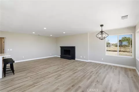 Living - 25735 Santa Rosa Rd, Apple Valley, CA 92308 photo 4 of 6