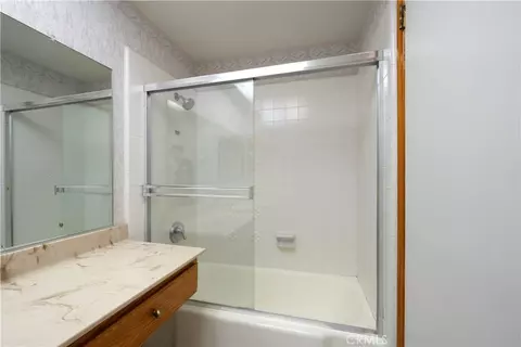 Bath - 1738 Tuffree Blvd, Placentia, CA 92870 photo 4 of 5