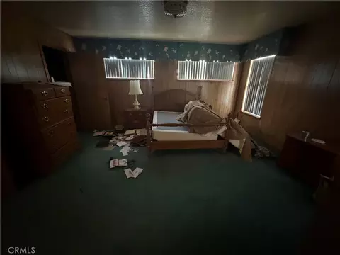 Bedroom - 15976 Acoma, Apple Valley, CA 92307 photo 2 of 2