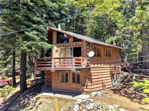 Exterior - 858 Poe Ct, Lake Arrowhead, CA 92352 photo 7 of 8