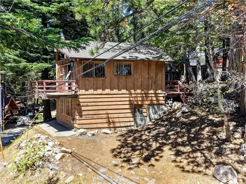Exterior - 858 Poe Ct, Lake Arrowhead, CA 92352 photo 8 of 8