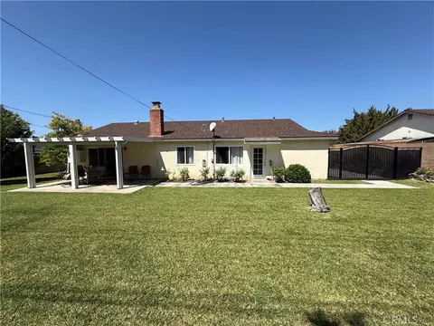 Exterior - 212 S Lone Hl, Glendora, CA 91741 photo 2 of 6