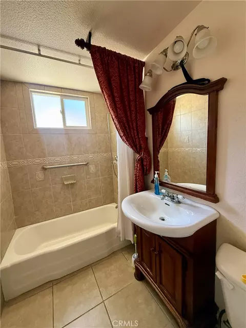 Bath - 212 S Lone Hl, Glendora, CA 91741 photo 1 of 1