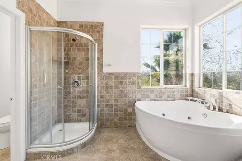 Bath - 17788 Buckthorn, Hesperia, CA 92345 photo 1 of 3