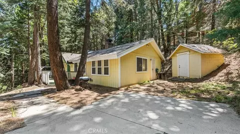 Exterior - 2254 Spring Oak Dr, Running Springs, CA 92382 photo 4 of 6