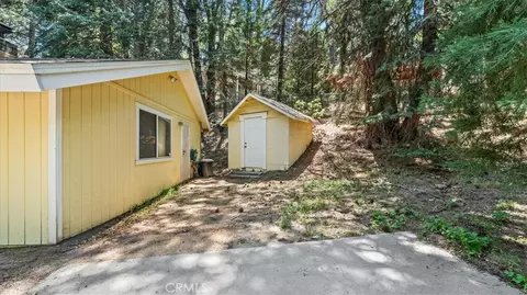 2254 Spring Oak Dr, Running Springs, CA 92382 photo 6