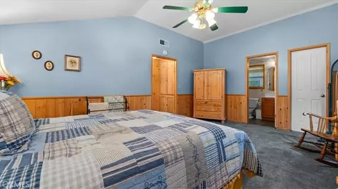 Bedroom - 2254 Spring Oak Dr, Running Springs, CA 92382 photo 4 of 10