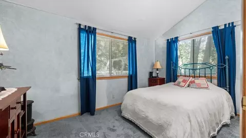 Bedroom - 2254 Spring Oak Dr, Running Springs, CA 92382 photo 7 of 10