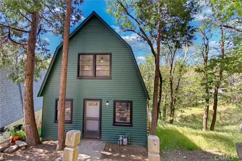 29219 Lyon Dr, Cedar Glen, CA 92321